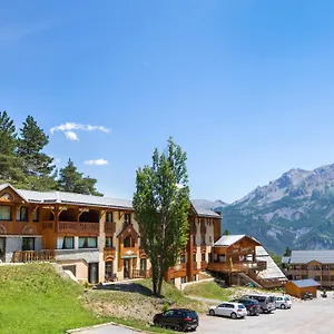 https://hotel-club-du-soleil-les-bergers.fr-provencehotel.com